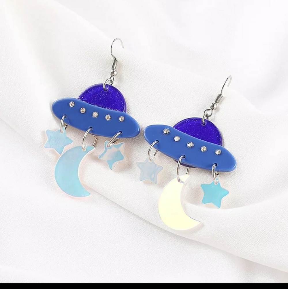 Earrings Celestial Spaceship Space craft UFO - Picture 3 of 4